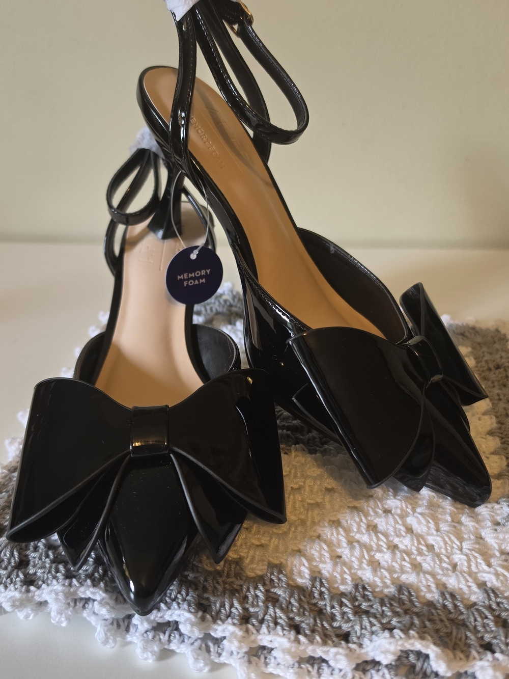 Women’s Black Patent Bow Pointed-Toe Flats with Ankle Strap
